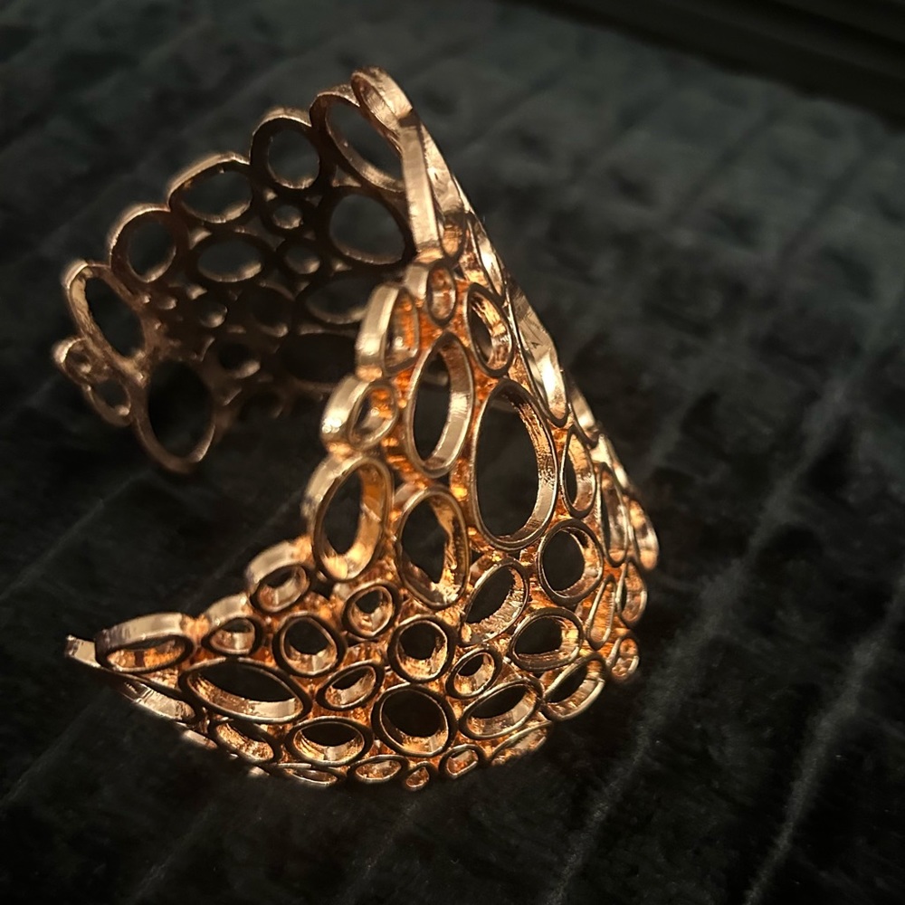 Rose gold bracelet